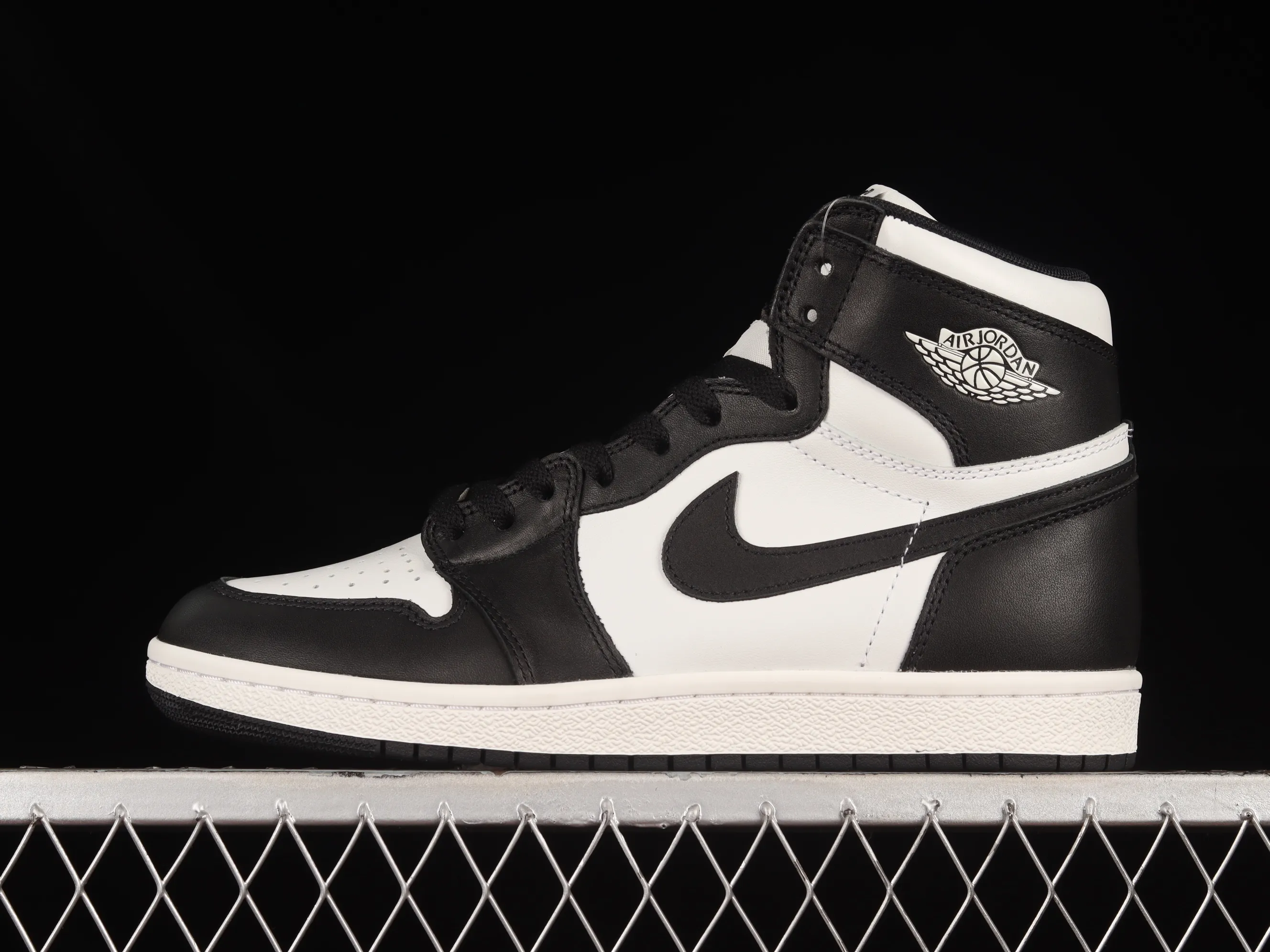 All categories Air Jordan Jordan series basketball shoes Air Jordan 1 High pure original version Air Jordan 1 High 85 "Black White" AJ1 Joe 1 black and white panda BQ4422-001